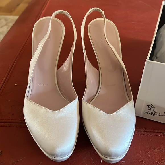 Vera Wang wedding heels Sz 36/6 - Picture 7 of 10